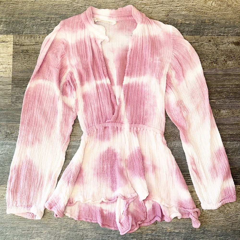 JEN'S PIRATE BOOTY purple and pink tie dye faux wrap gauzy cotton romper XS